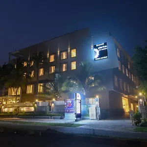 Emerald Clarks Hotel Mysore