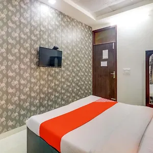 Oyo 74060 Taj Residency Hotel New Delhi